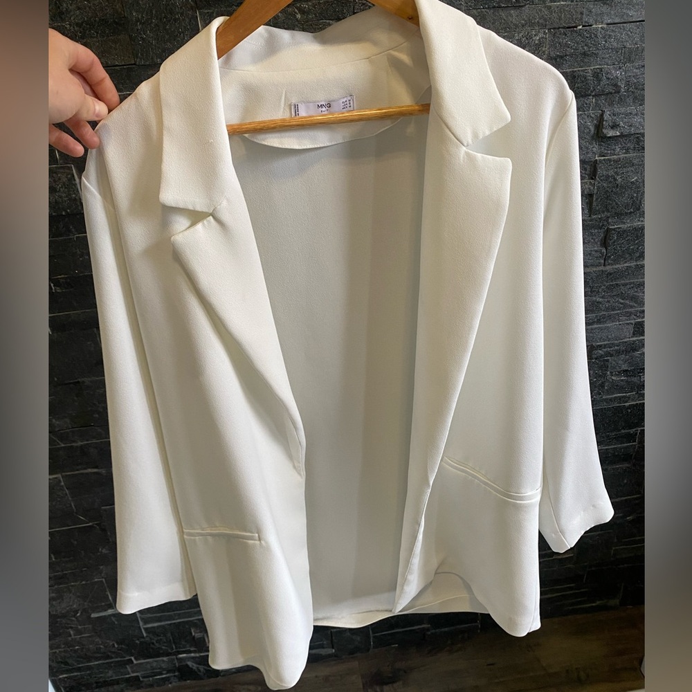 Blazer- Mango